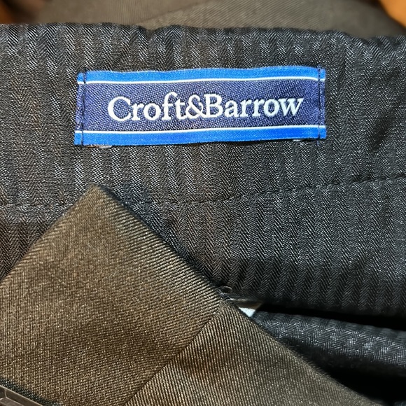 Croft&Barrow men’s trousers. Colour is brown size 38 waist/32 inseam. - Picture 7 of 9
